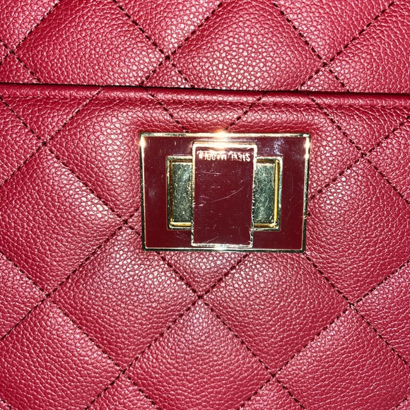 Steve Madden Quilted, Chain strap bag in burgundy/maroon - Picture 6 of 8